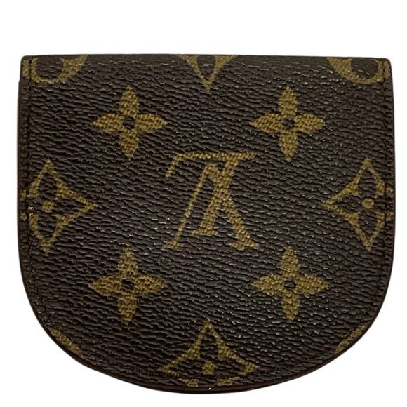 53. Louis Vuitton Monogram Coin Pouch - Picture 2 of 15